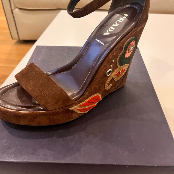 Prada wedge sandals size 40 1/2 - Picture 3 of 4